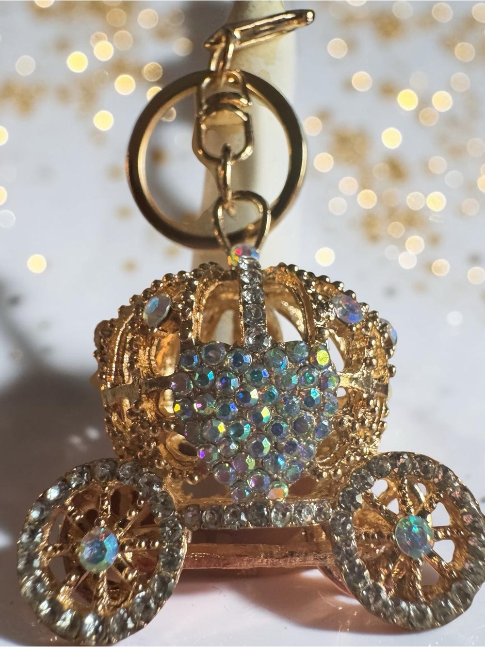 Crystal Carriage Keychain Charm - NIP - Picture 5 of 5